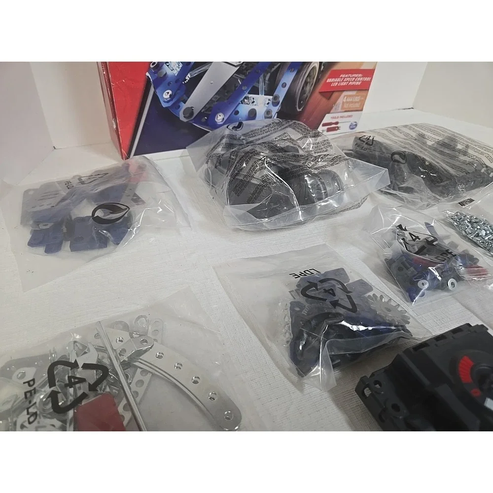 SUPERCAR ERECTOR Building SET Meccano 18211 Motorized 25 Models in 1 Spinmaster‎